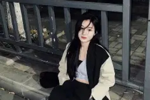 真热闹！张雨绮被曝怀孕、胡歌初恋疑发文开撕王一博辟谣当爹